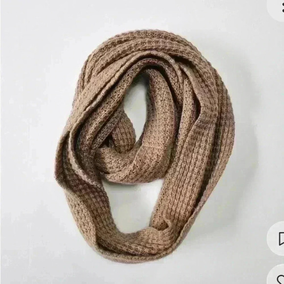 J. Crew Tan Textured Infinity scarf - Picture 4 of 5